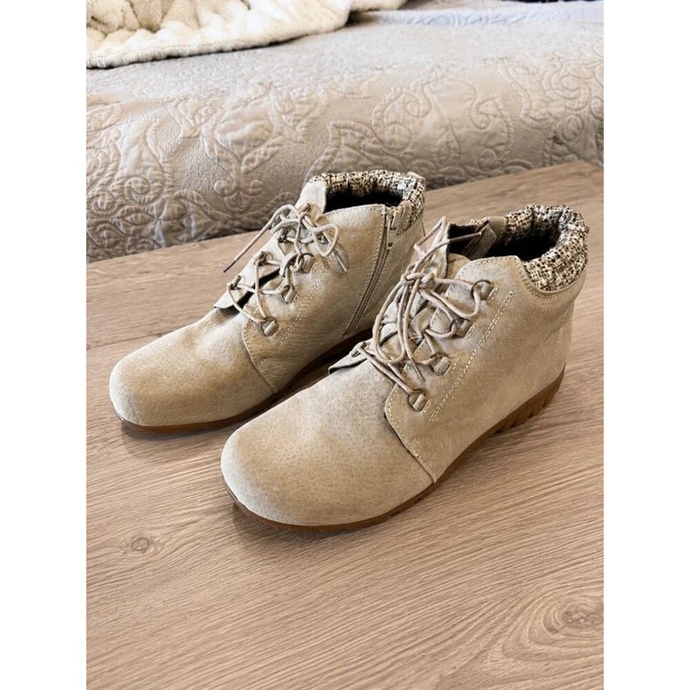 Propet Leather Lace-Up Ankle Boots Women’s Size 10 Taupe